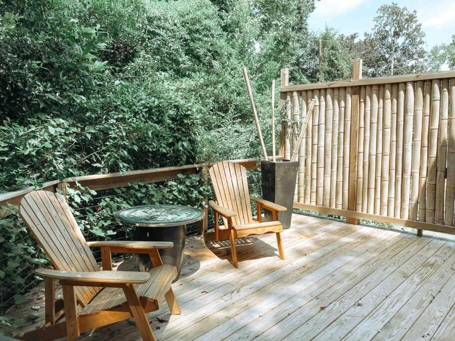 Modern Treehouse, Close To Downtown And Beach Уилмингтън Екстериор снимка